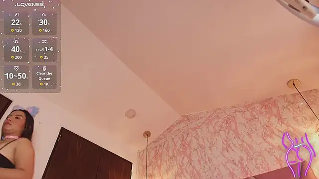 SOPHIIE LUX  online show from 03.03.26