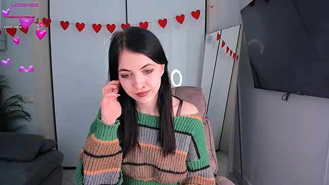 Snapshot of reze_daisies chatting on 02.26.26 reze daisies online show from 02.26.26