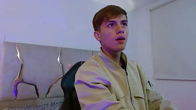 EVAN TAY online show from 04.06.26