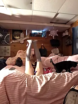 Snapshot of BeautifulFire23 chatting on 02.02.26 BeautifulFire23 online show from 02.02.26