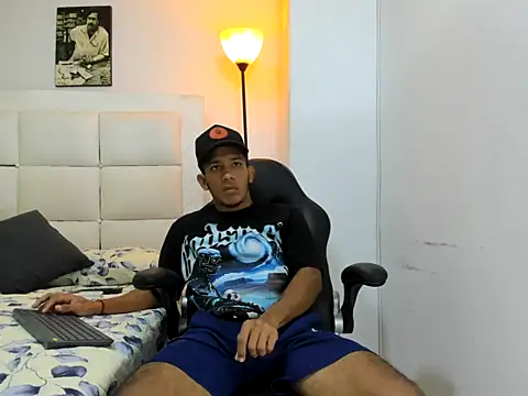 Snapshot of ricky_spensar23cm_ chatting on 02.20.26 ricky spensar23cm online show from 02.20.26