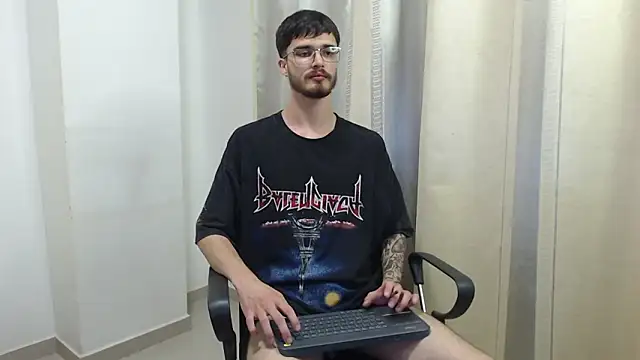 Snapshot of joseh0se chatting on 02.01.26 joseh0se online show from 02.01.26