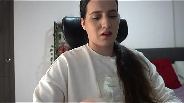 Snapshot of alexajhonsons chatting on 02.11.26 alexajhonsons online show from 02.11.26