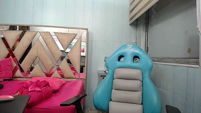 allison max tattoo online show from 02.22.26