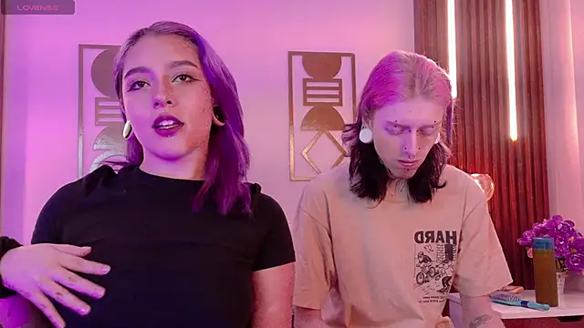 Snapshot of Hanna-Winchester chatting on 06.30.26 Hanna-Winchester online show from 06.30.26