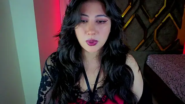 Luvienne online show from 02.15.26