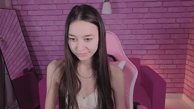 Snapshot of Nicole_Brownie chatting on 02.06.26 Nicole Brownie online show from 02.06.26