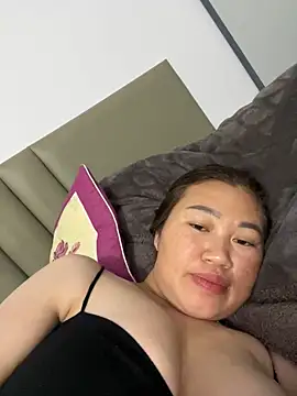 Snapshot of Puka2001 chatting on 02.23.26 Puka2001 online show from 02.23.26