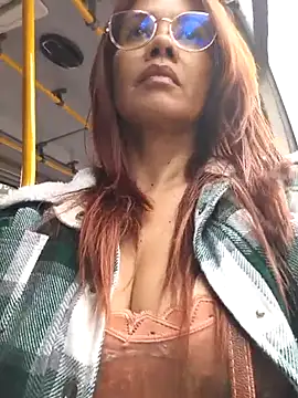 Snapshot of camila_star10 chatting on 04.15.26 camila star10 online show from 04.15.26