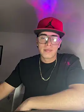 Maximuz1920 online show from 03.17.26