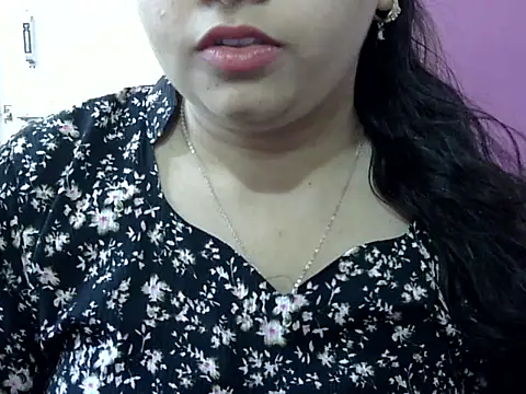 Cute Aliyaa online show from 05.05.26