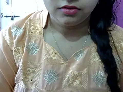 Cute Aliyaa online show from 05.07.26
