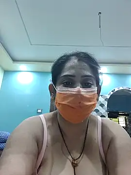 diyam4002 online show from 02.14.26