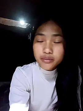 Snapshot of Hoa-tuylip chatting on 03.08.26 Hoa-tuylip online show from 03.08.26