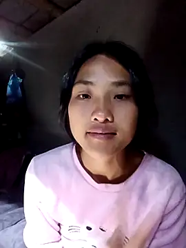 Snapshot of Hoa-tuylip chatting on 03.10.26 Hoa-tuylip online show from 03.10.26