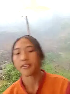 Snapshot of Hoa-tuylip chatting on 03.22.26 Hoa-tuylip online show from 03.22.26