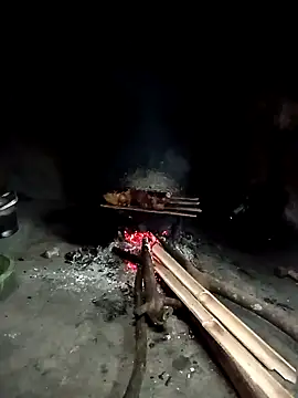 Snapshot of Hoa-tuylip chatting on 04.16.26 Hoa-tuylip online show from 04.16.26