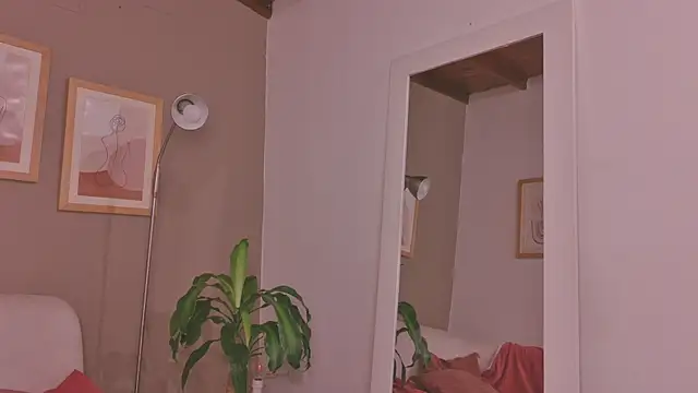 SalomeStorm  online show from 06.25.26