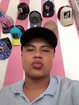 Snapshot of andresmahecha777 chatting on 03.01.26 andresmahecha777 online show from 03.01.26