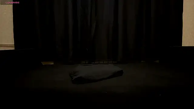 Kiralovessto online show from 02.14.26