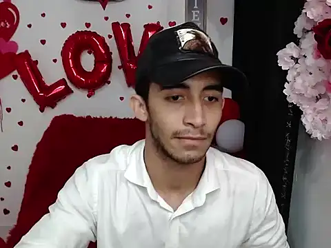 Caius fox online show from 02.15.26