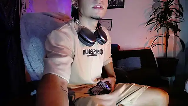 tiancam online show from 04.08.26