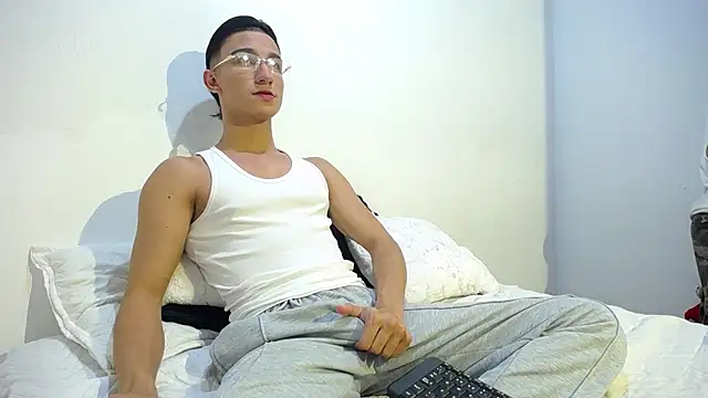 Snapshot of BabyAndy_ chatting on 06.07.26 BabyAndy online show from 06.07.26