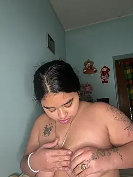 Aloyenita online show from 02.20.26