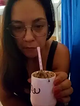 kuramaqueen online show from 02.10.26