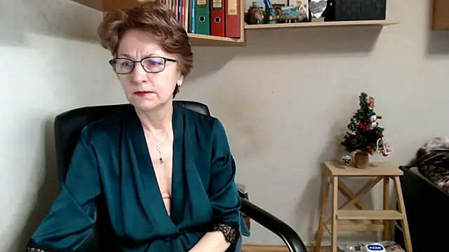 katemodel online show from 01.06.26