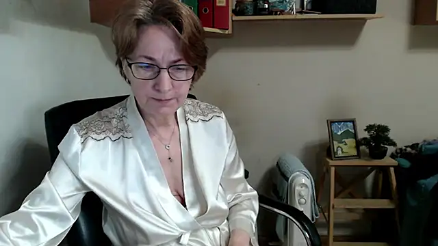 katemodel online show from 03.24.26