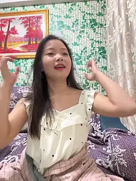 BIGBABYYEYE online show from 03.12.26