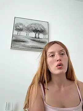 Snapshot of madlynn chatting on 02.24.26 madlynn online show from 02.24.26