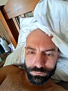 Snapshot of Robsonitj90 chatting on 02.11.26 Robsonitj90 online show from 02.11.26