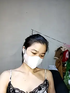 Snapshot of Daisy-lusia2026 chatting on 04.27.26 Daisy-lusia2026 online show from 04.27.26