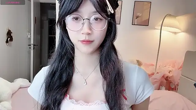 Snapshot of Luminous4173 chatting on 07.11.26 Luminous4173 online show from 07.11.26