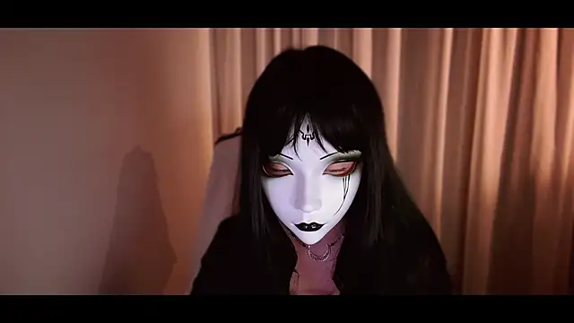 Snapshot of NoirLiliyaa chatting on 02.11.26 NoirLiliyaa online show from 02.11.26