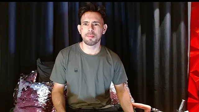 Snapshot of dany_ray chatting on 03.25.26 dany ray online show from 03.25.26