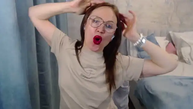 MarinaOnebest online show from 04.20.26