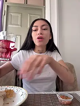 Bonny Eva online show from 04.12.26