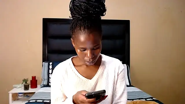 Snapshot of AppleAsss chatting on 02.24.26 AppleAsss online show from 02.24.26