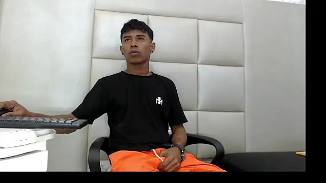 TonnyMarck online show from 02.15.26