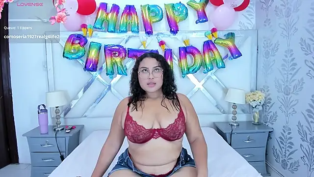 Snapshot of yaragarcia chatting on 02.17.26 yaragarcia online show from 02.17.26