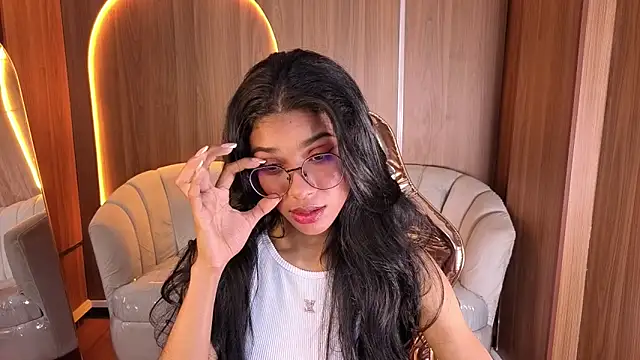 Snapshot of Alina_b_ chatting on 02.20.26 Alina b online show from 02.20.26