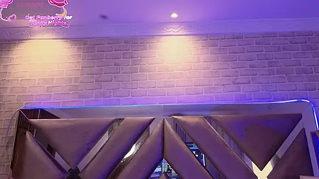 HarperrWest online show from 02.11.26