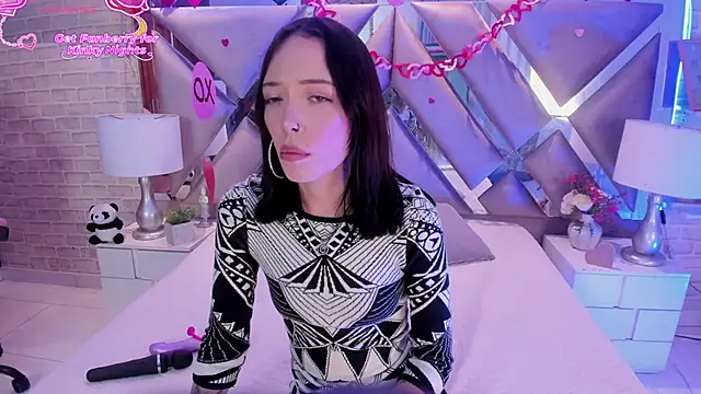 HarperrWest online show from 02.14.26