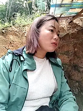 Ella-aa online show from 02.17.26