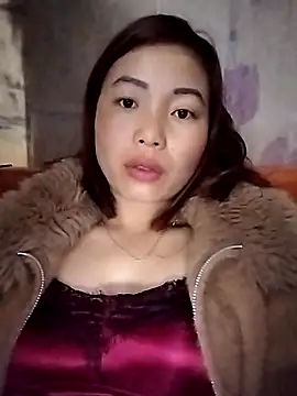 Ella-aa online show from 03.08.26