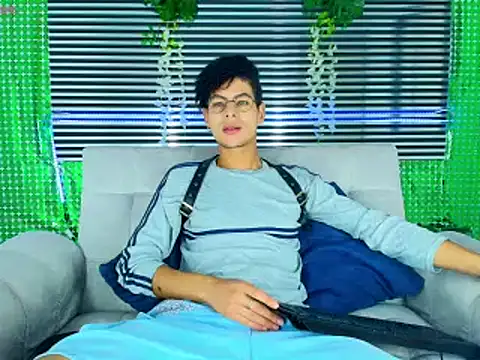 ThiiagoSaeenz online show from 03.25.26