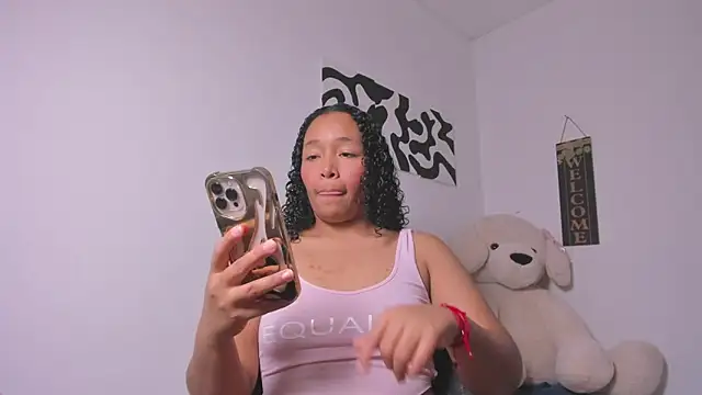 Snapshot of Nia13 chatting on 02.24.26 Nia13 online show from 02.24.26